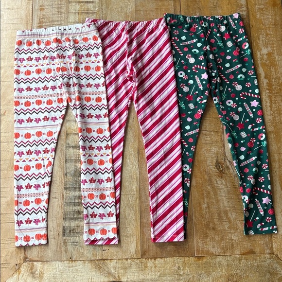 NWT/NWOT Children’s Place holiday leggings size M(7/8) - Picture 4 of 4